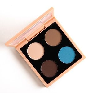 Mac Vibe Tribe Eyeshadow Palette in Wild Horses